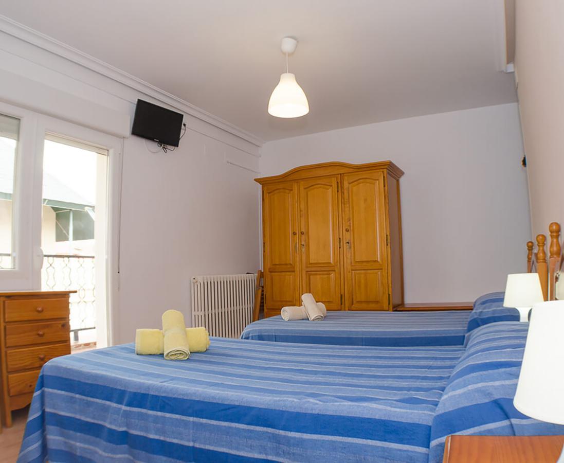Hostal Los Calatravos Alcañiz Extérieur photo